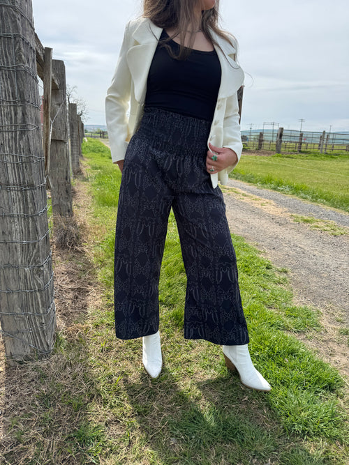 The Boot Stitch Pants