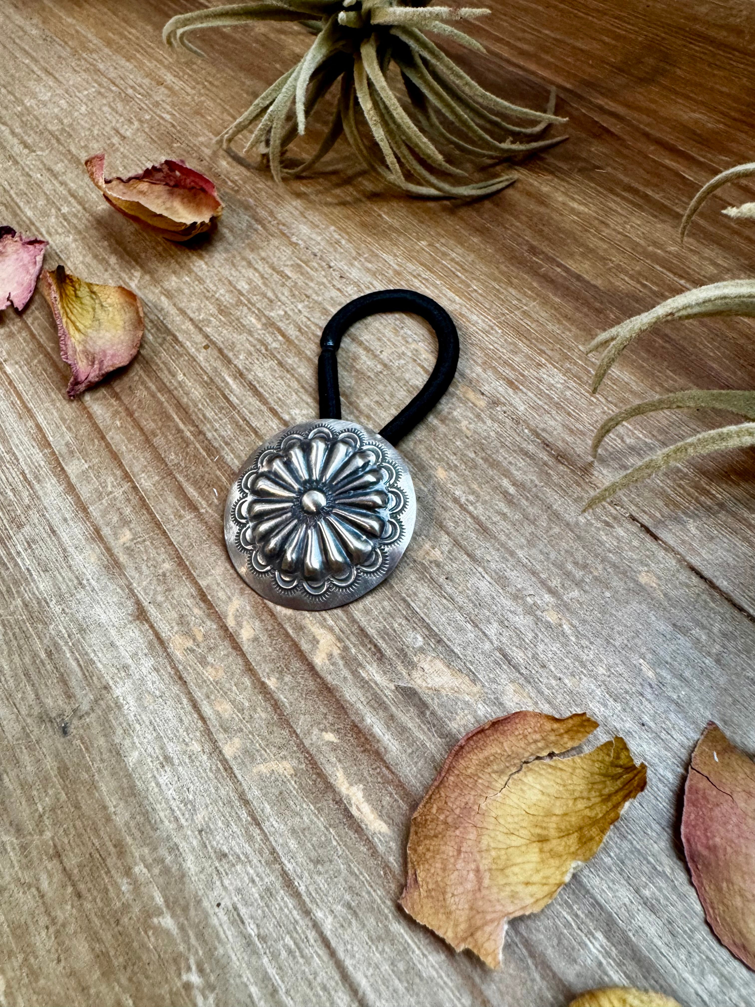 The Concho Hair Tie