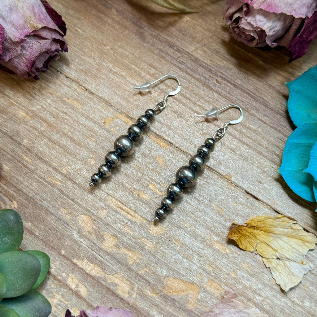 The Graduated Pearl Earring