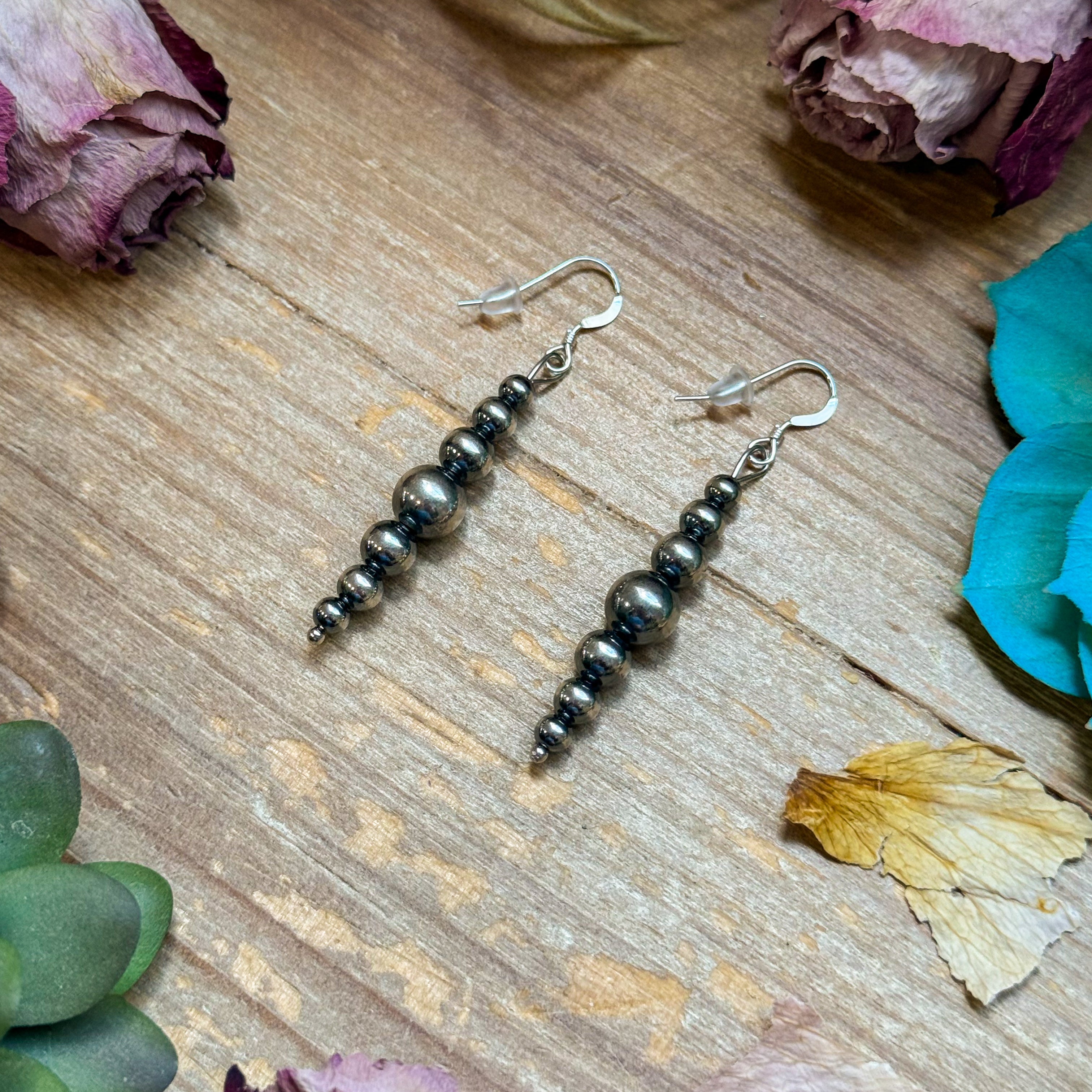The Graduated Pearl Earring